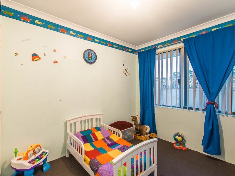 18 Portchester Ave, Orelia WA 6167