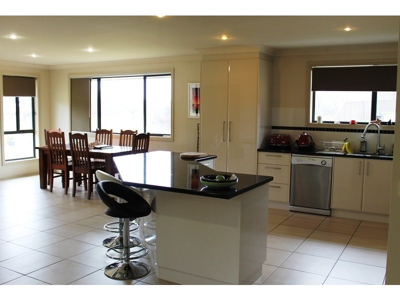 1 Banksia Lane, Cooma NSW 2630