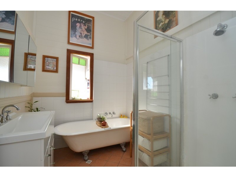 31 Eleventh Avenue, Railway Estate QLD 4810