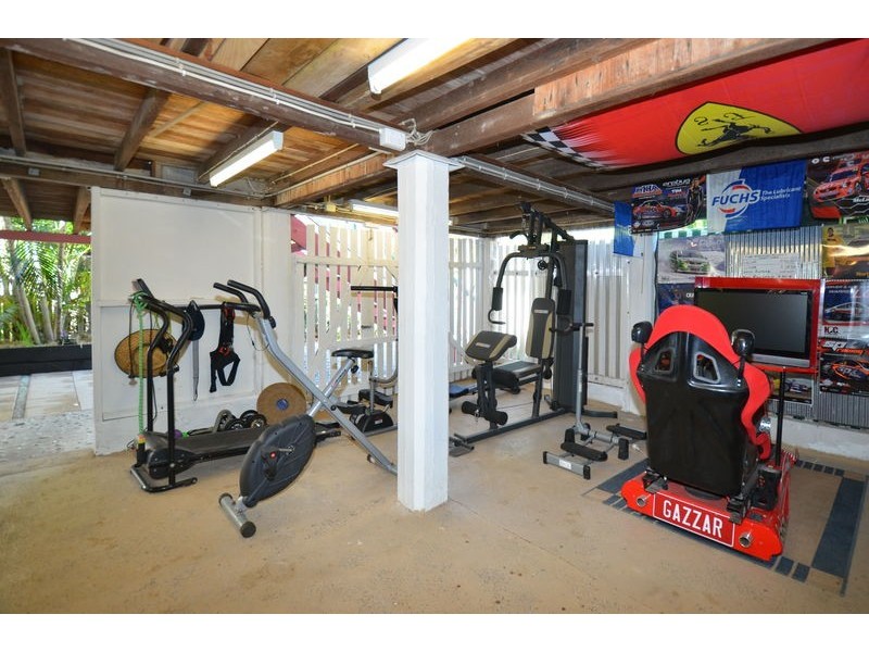 31 Eleventh Avenue, Railway Estate QLD 4810