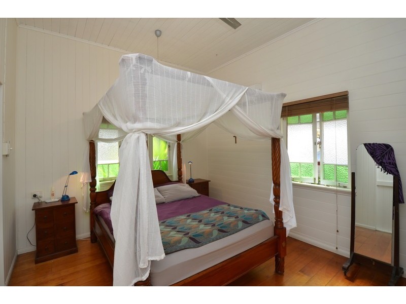 31 Eleventh Avenue, Railway Estate QLD 4810