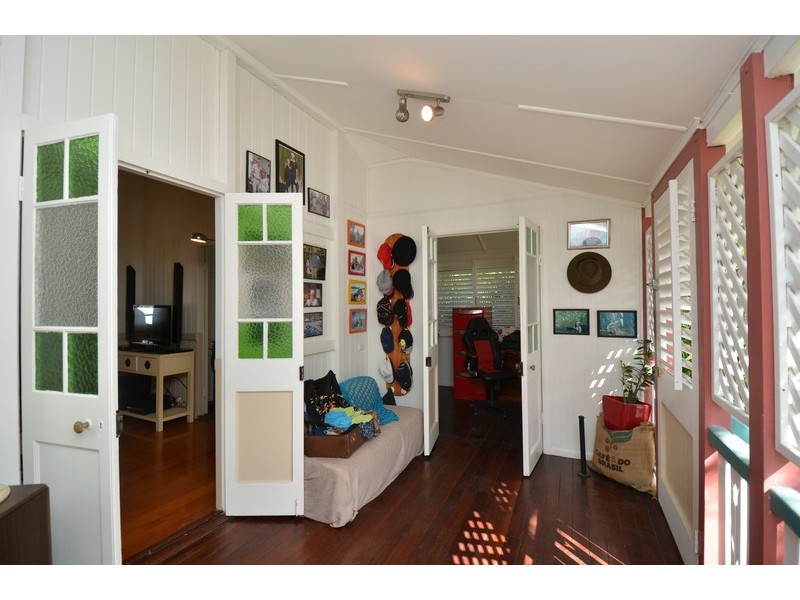 31 Eleventh Avenue, Railway Estate QLD 4810