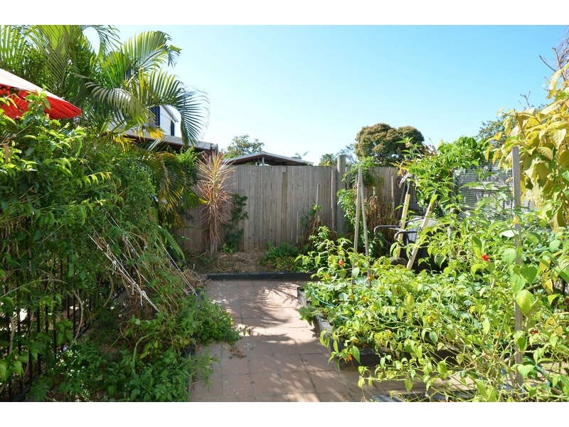 31 Eleventh Avenue, Railway Estate QLD 4810