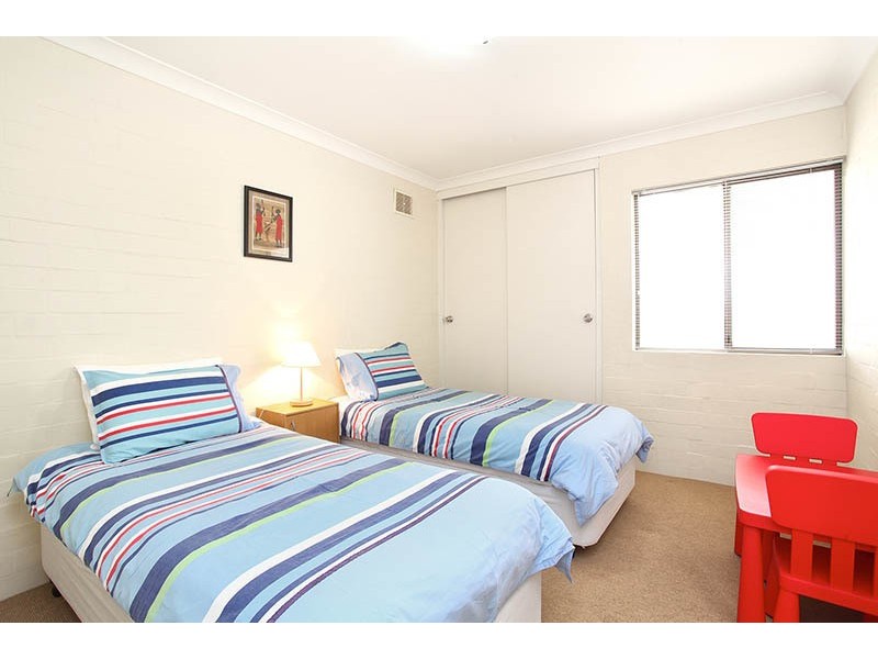 27/22 King George St, Victoria Park WA 6100