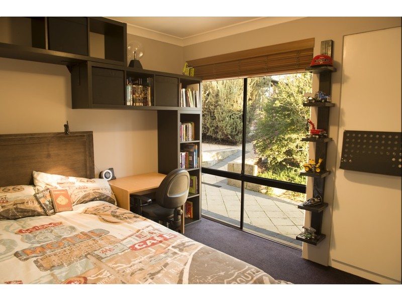 675 Traylen Road, Stoneville WA 6081