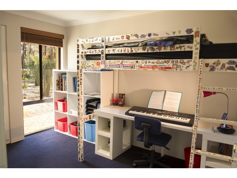 675 Traylen Road, Stoneville WA 6081