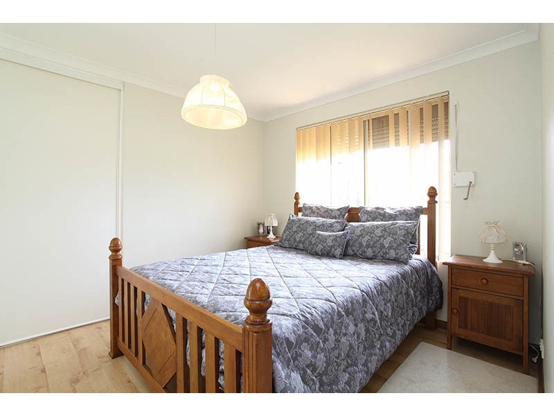 8/12 Dowling Street, Rockingham WA 6168