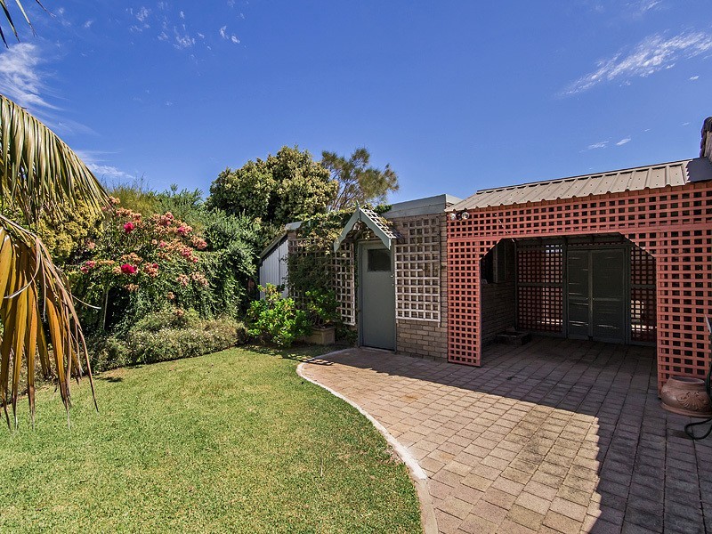 12 Grigo Close, Safety Bay WA 6169