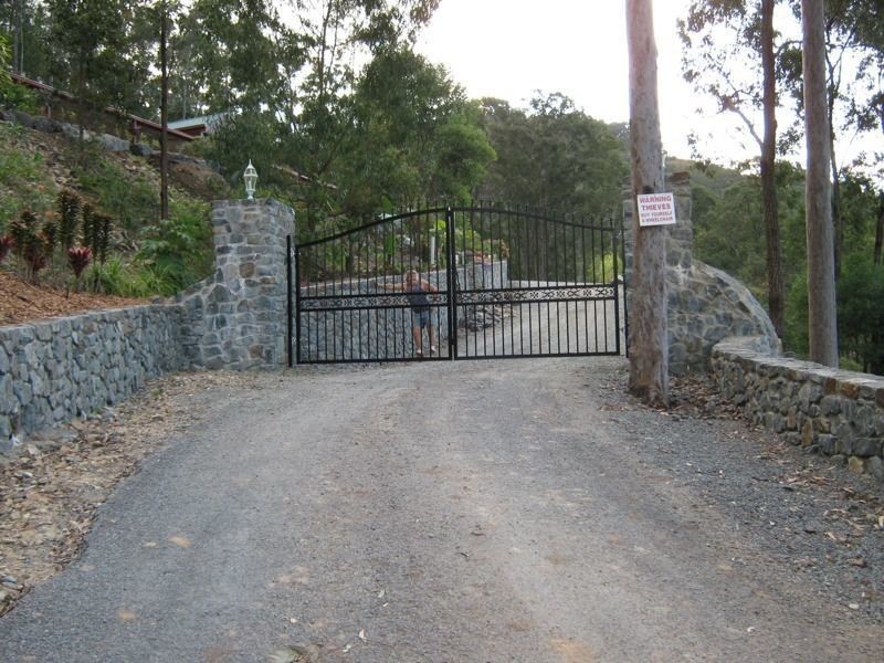77B Waterfall Drive, Wongawallan QLD 4210