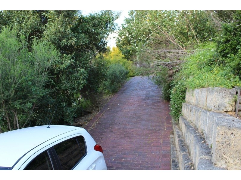 34 Dryandra Crescent, Darlington WA 6070