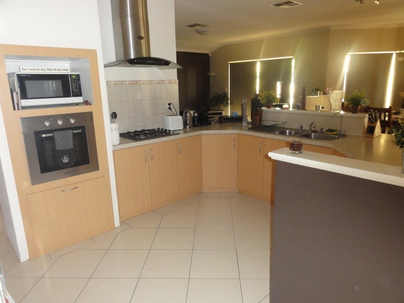 5 Maroubra Way, Clarkson WA 6030