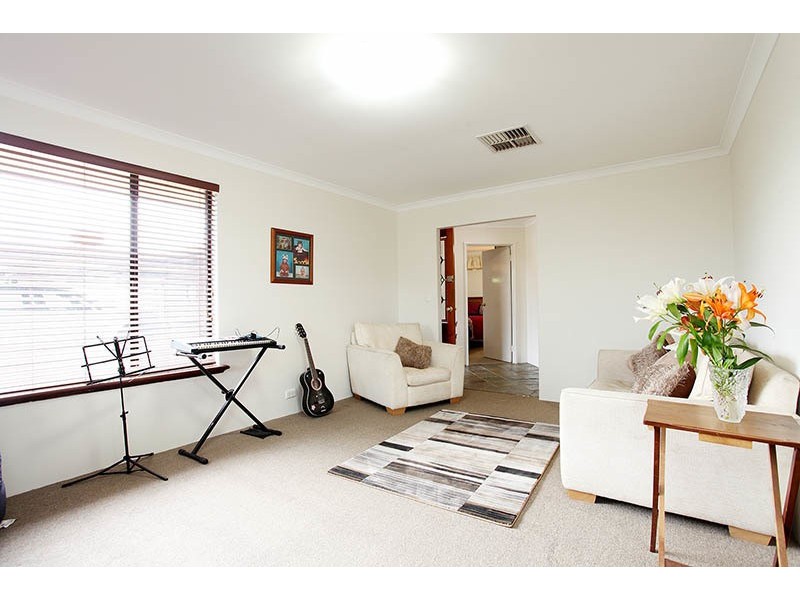 19 Ellis Court, High Wycombe WA 6057