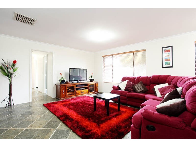 19 Ellis Court, High Wycombe WA 6057