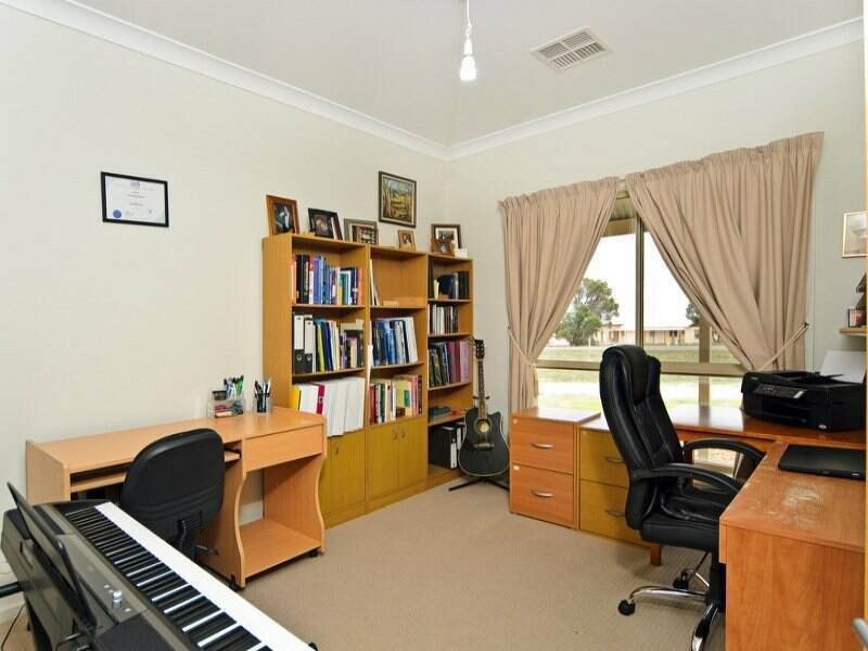 52 Clifftop Drive, Murray Bridge SA 5253