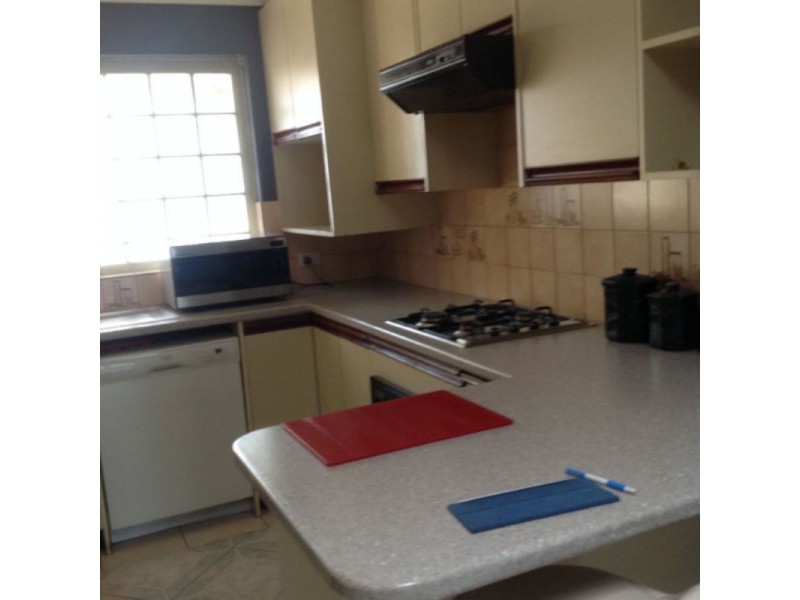 32 Almond Way, Forrestfield WA 6058