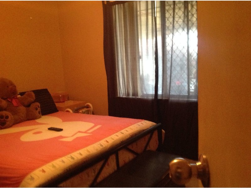 32 Almond Way, Forrestfield WA 6058