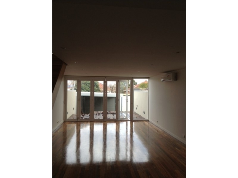 17A Gillingham st, Preston West VIC 3072