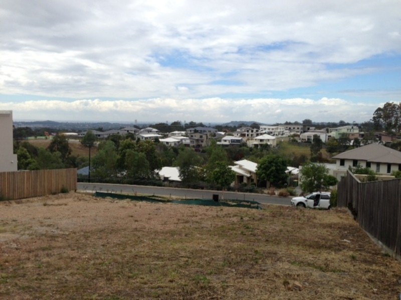 20 Skyburnett Street, Reedy Creek QLD 4227