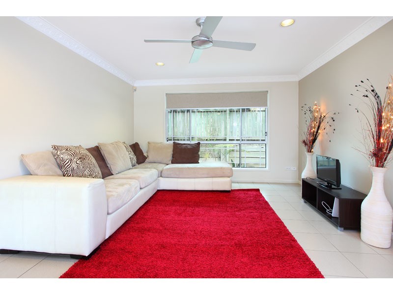 11 Springfield Crescent, Parkinson QLD 4115