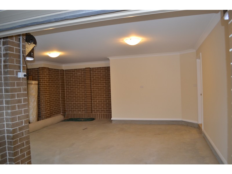 2 Lamont Place, Cartwright NSW 2168
