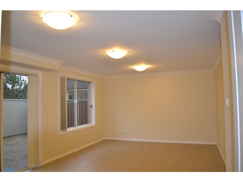 2 Lamont Place, Cartwright NSW 2168