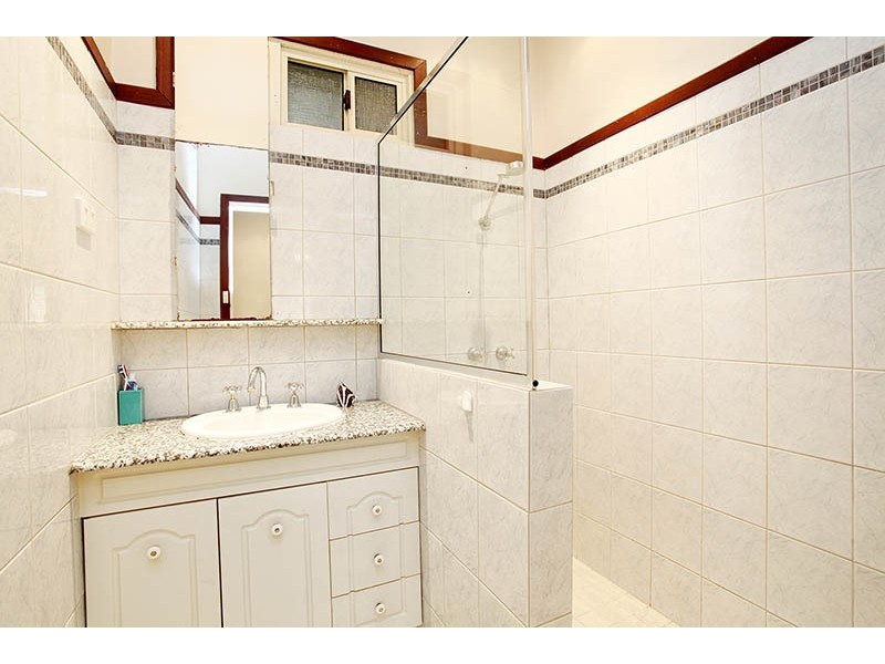 5 Arkwell Street, Willagee WA 6156