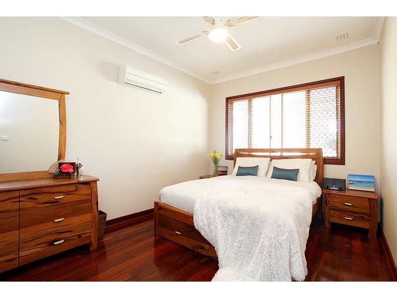 5 Arkwell Street, Willagee WA 6156