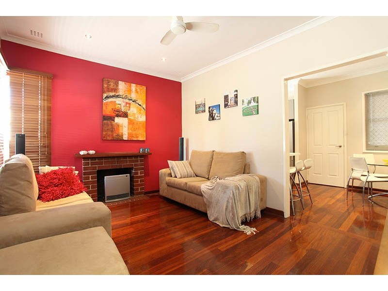 5 Arkwell Street, Willagee WA 6156