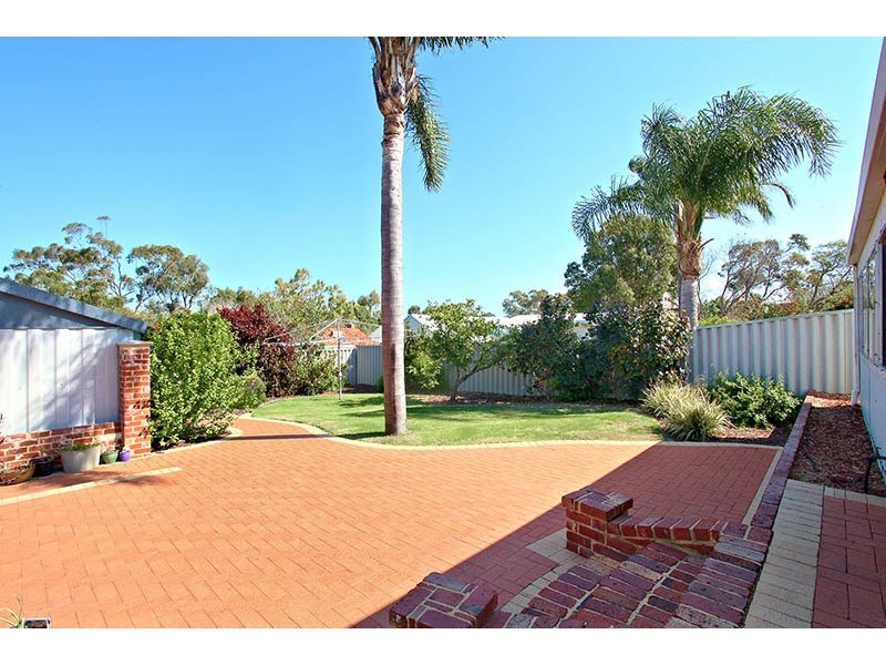 5 Arkwell Street, Willagee WA 6156