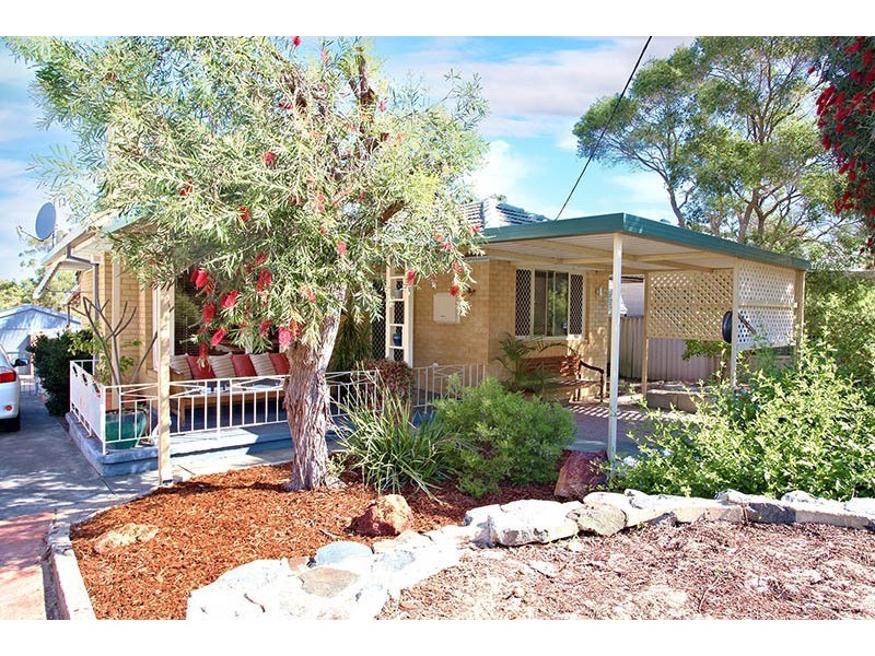 5 Arkwell Street, Willagee WA 6156