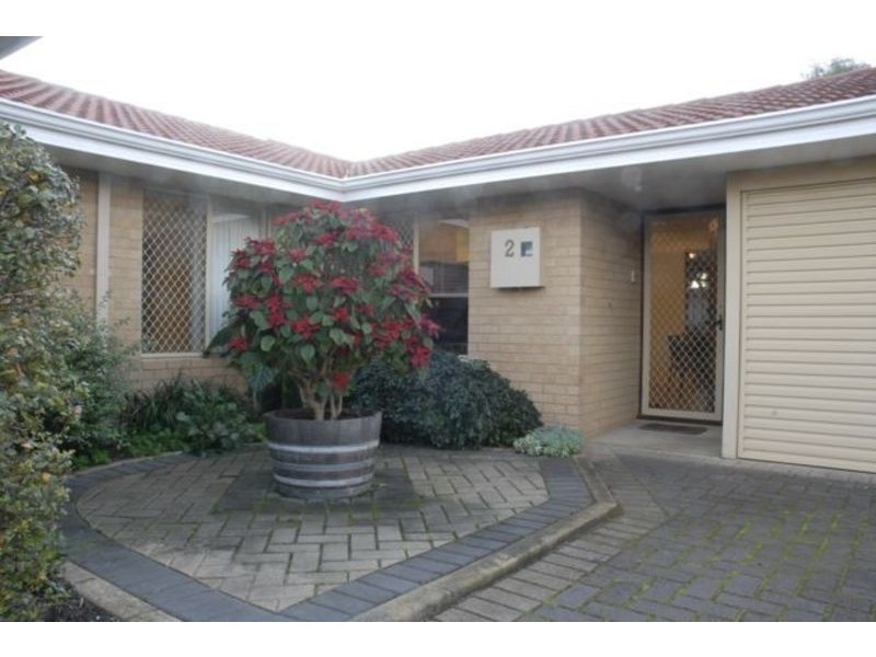 2/11  Salmon Close, West Busselton WA 6280