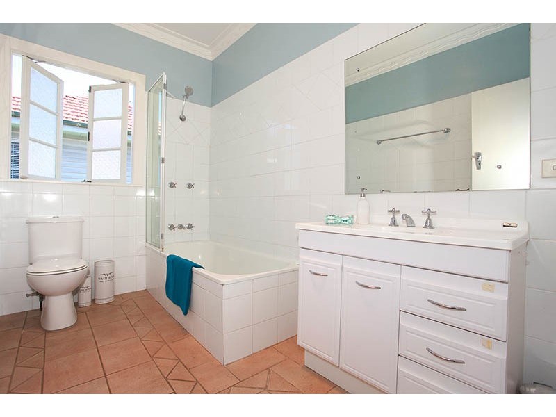 95 Boundary Road, Camp Hill QLD 4152