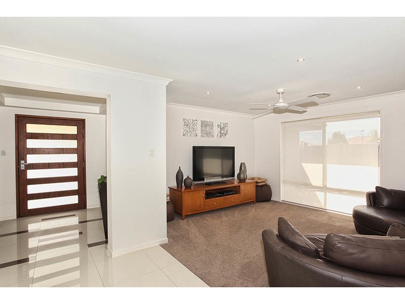 18 Coronata Crescent, Narangba QLD 4504