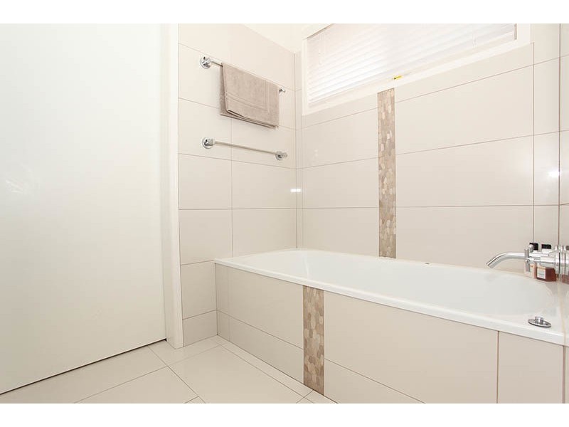 28 Burrabi St, Bald Hills QLD 4036