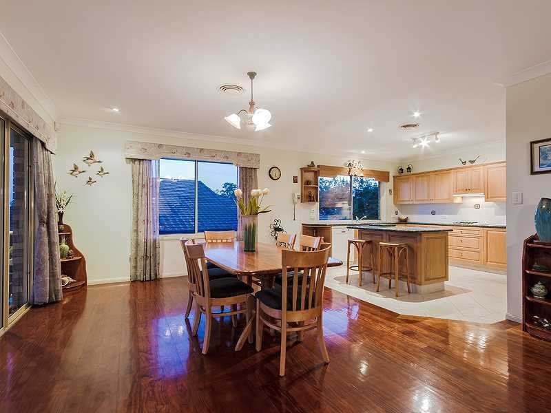 126 Armstrong Way, Highland Park QLD 4211