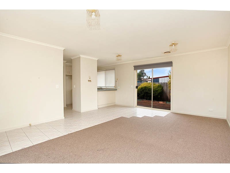 2/19 Reserve Road, Hoppers Crossing VIC 3029