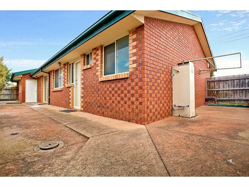 2/19 Reserve Road, Hoppers Crossing VIC 3029