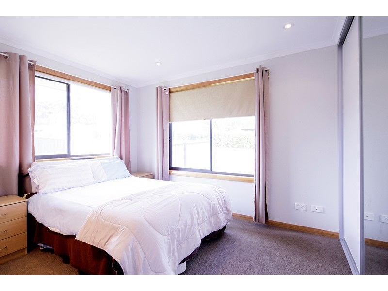 10 Jiloa Way, Don TAS 7310