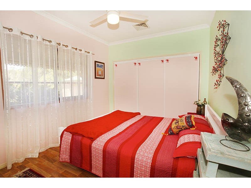 60 Burgess Avenue, Maleny QLD 4552