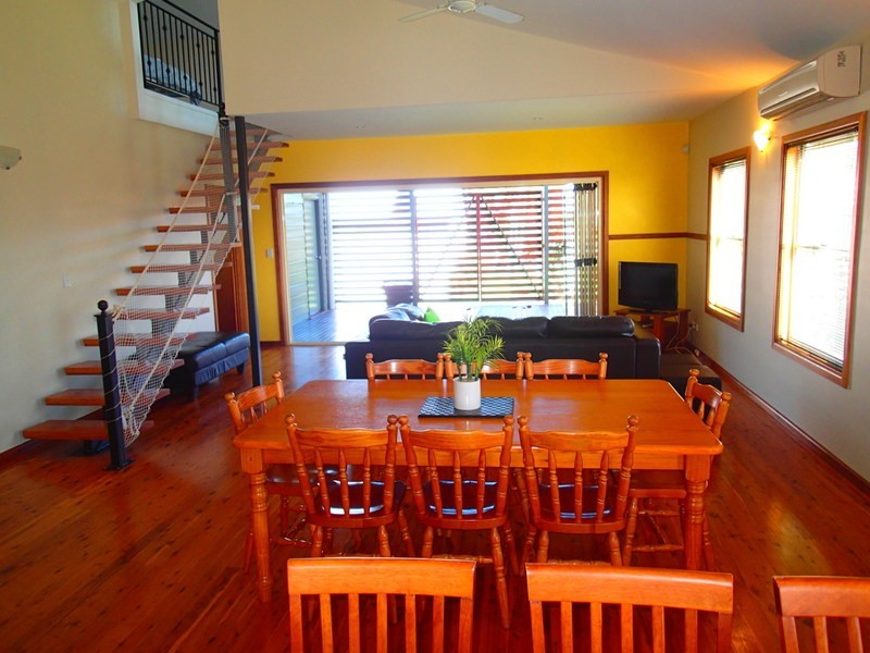 6 Clarke Street, Catherine Hill Bay NSW 2281