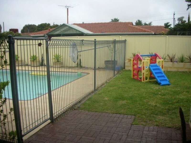 7  Leaside Way, Greenwood WA 6024