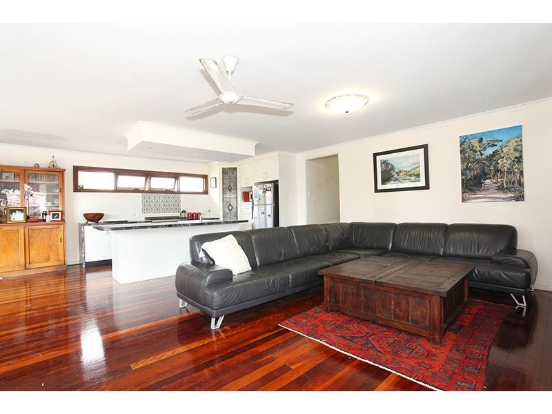 9 Ulric Street, Indooroopilly QLD 4068