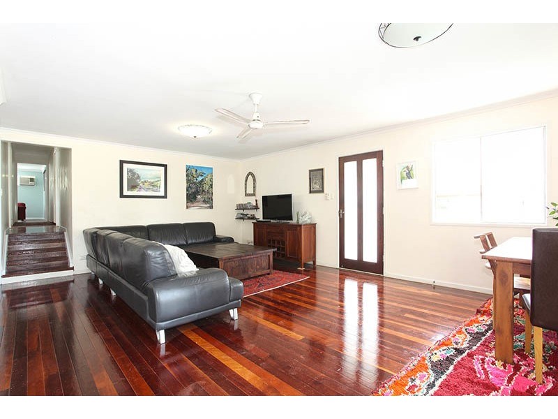 9 Ulric Street, Indooroopilly QLD 4068