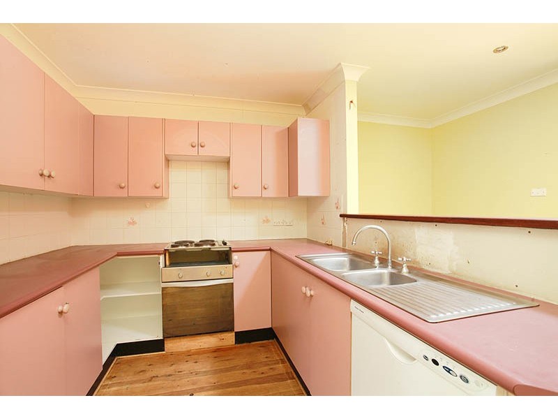 52 Bass Road, Wentworth Falls NSW 2782