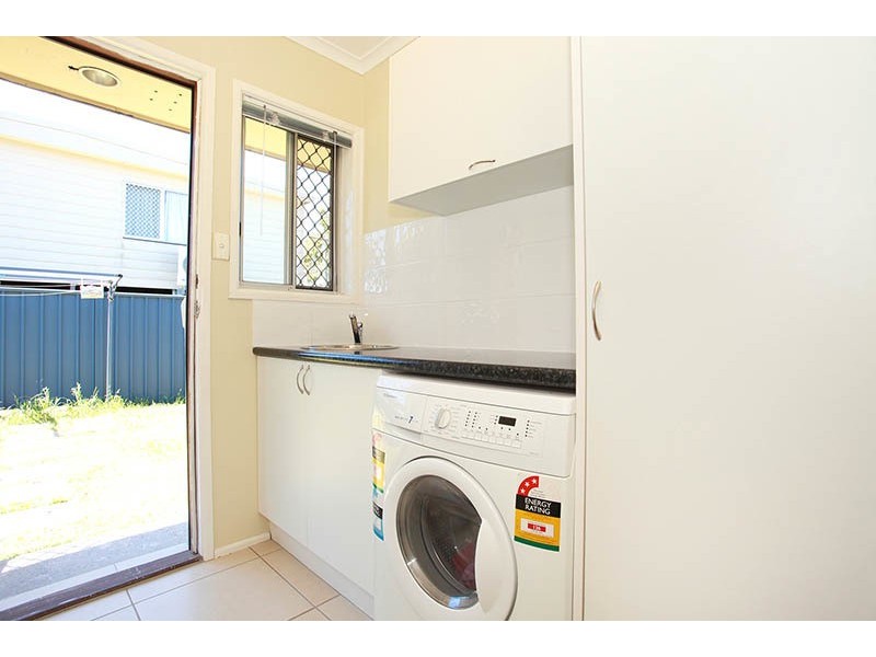 52 Limerick Drive, Crestmead QLD 4132