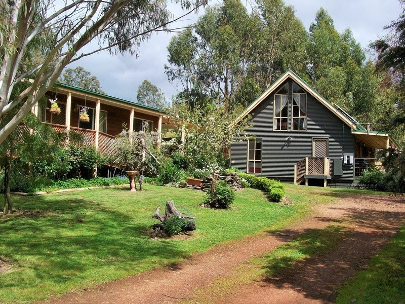 1276 Howes Creek Road, Howes Creek VIC 3723