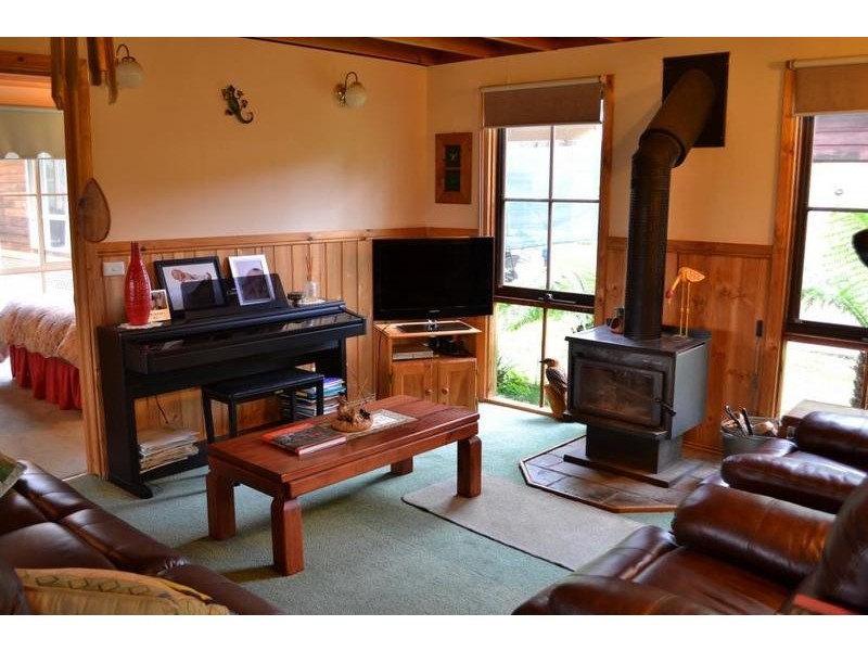 1276 Howes Creek Road, Howes Creek VIC 3723