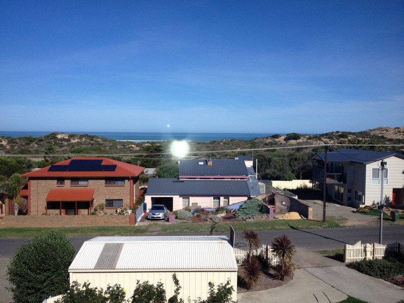 18 Underwood Avenue, Goolwa Beach SA 5214