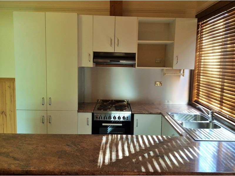 19 Sybella avenue, Koo Wee Rup VIC 3981