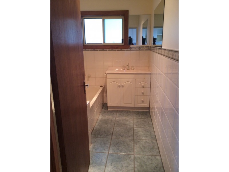 19 Sybella avenue, Koo Wee Rup VIC 3981